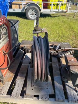 2011 - HOSE REEL AND AIR HOSE