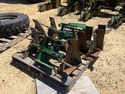 137 - PALLET OF JOHN DEERE PLANTER PARTS