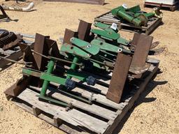 137 - PALLET OF JOHN DEERE PLANTER PARTS