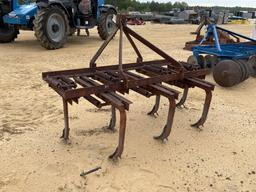 389 - 7 SHANK SPRING LOADED CHISEL PLOW