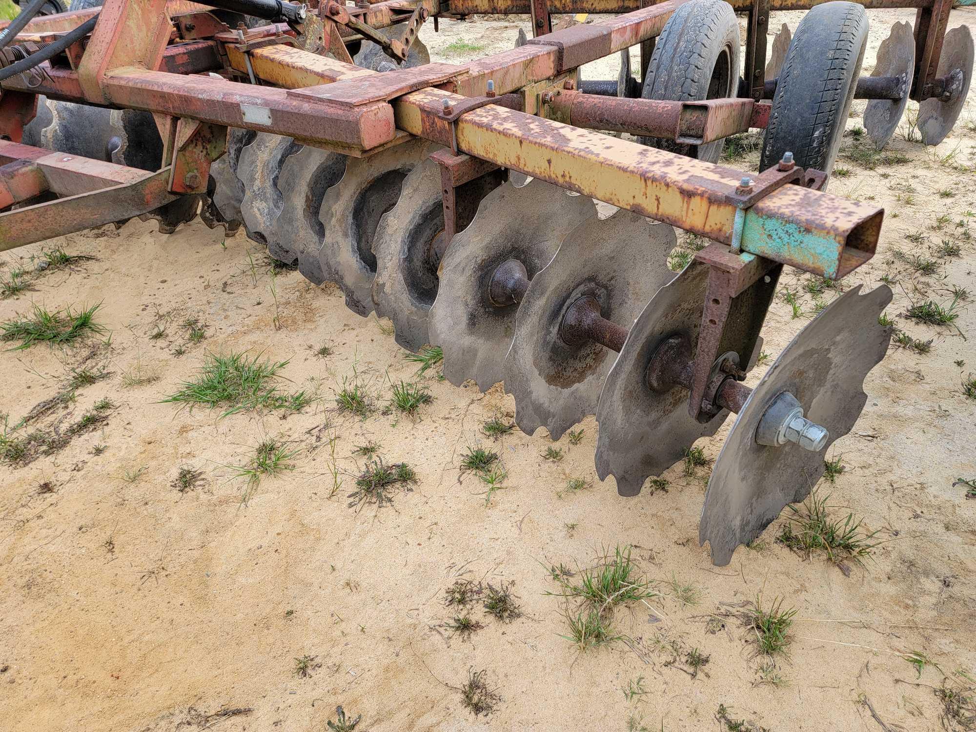 547 - ABSOLUTE - BROWN 15' PULL TYPE HARROW