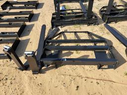791 - ABSOLUTE - NEW - SKID STEER 48" PALLET FORKS