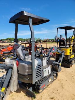 803 - ABSOLUTE - NEW AGT 16" MINI EXCAVATOR BUCKET