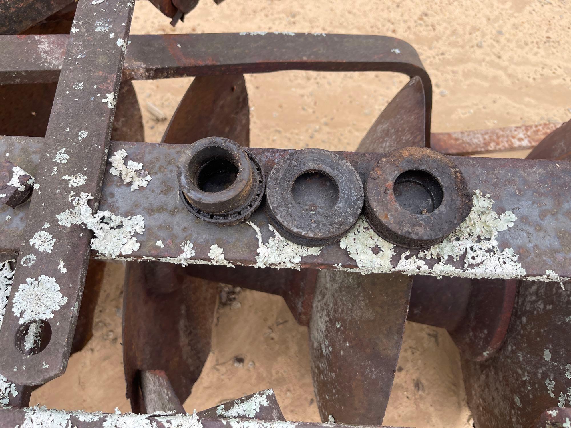 2107 - 4 - DISC TILLER