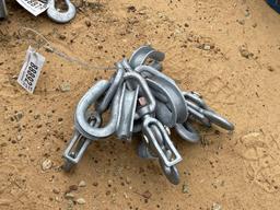 2233 - GALVANIZED HOOKS WITH THIMBLES
