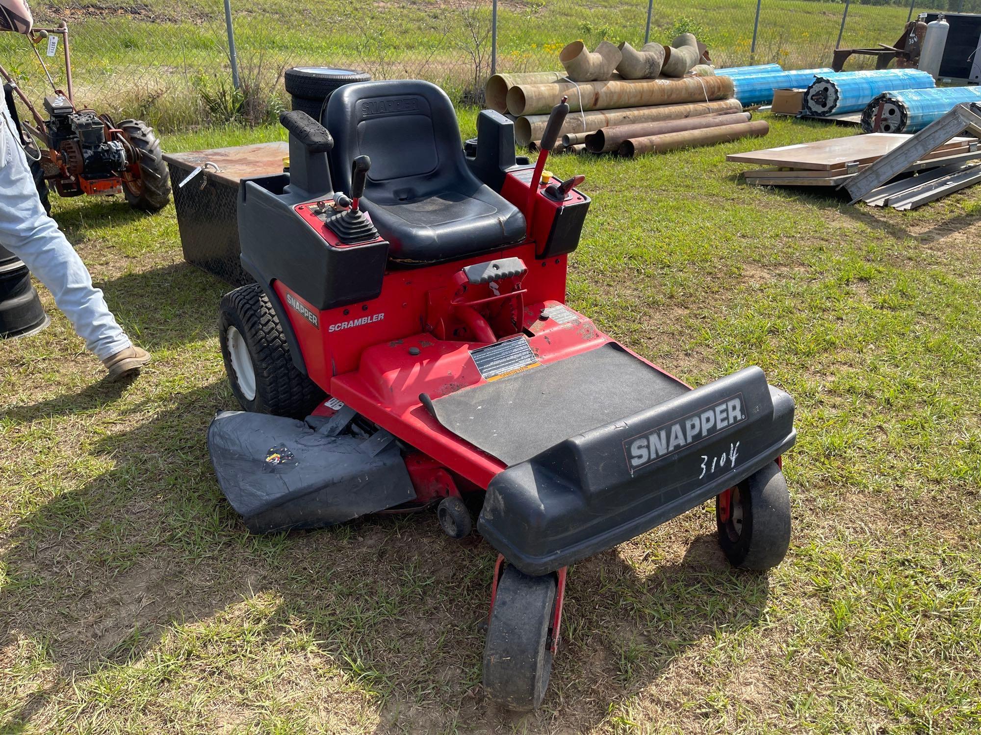 3104 - SNAPPER SCRAMBLER ZERO TURN MOWER