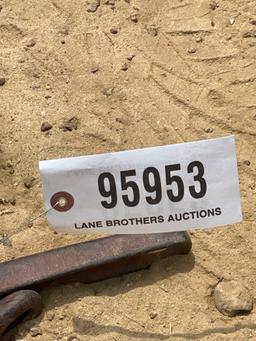 3320 - 3 - AIR HAMMERS & 8 - CHAIN BUCKS