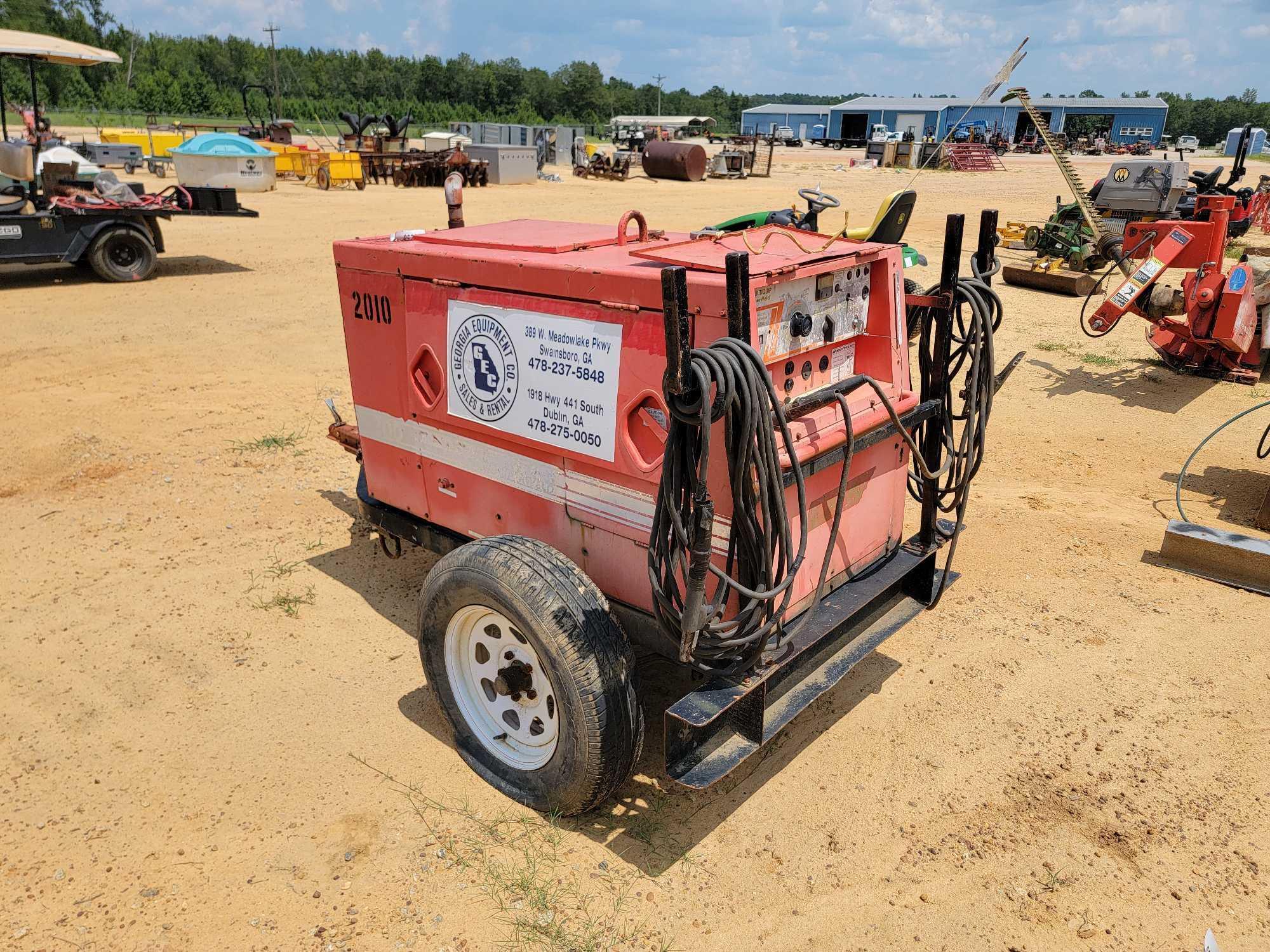 180 - MULTIQUIP 300 AMP DC WELDER