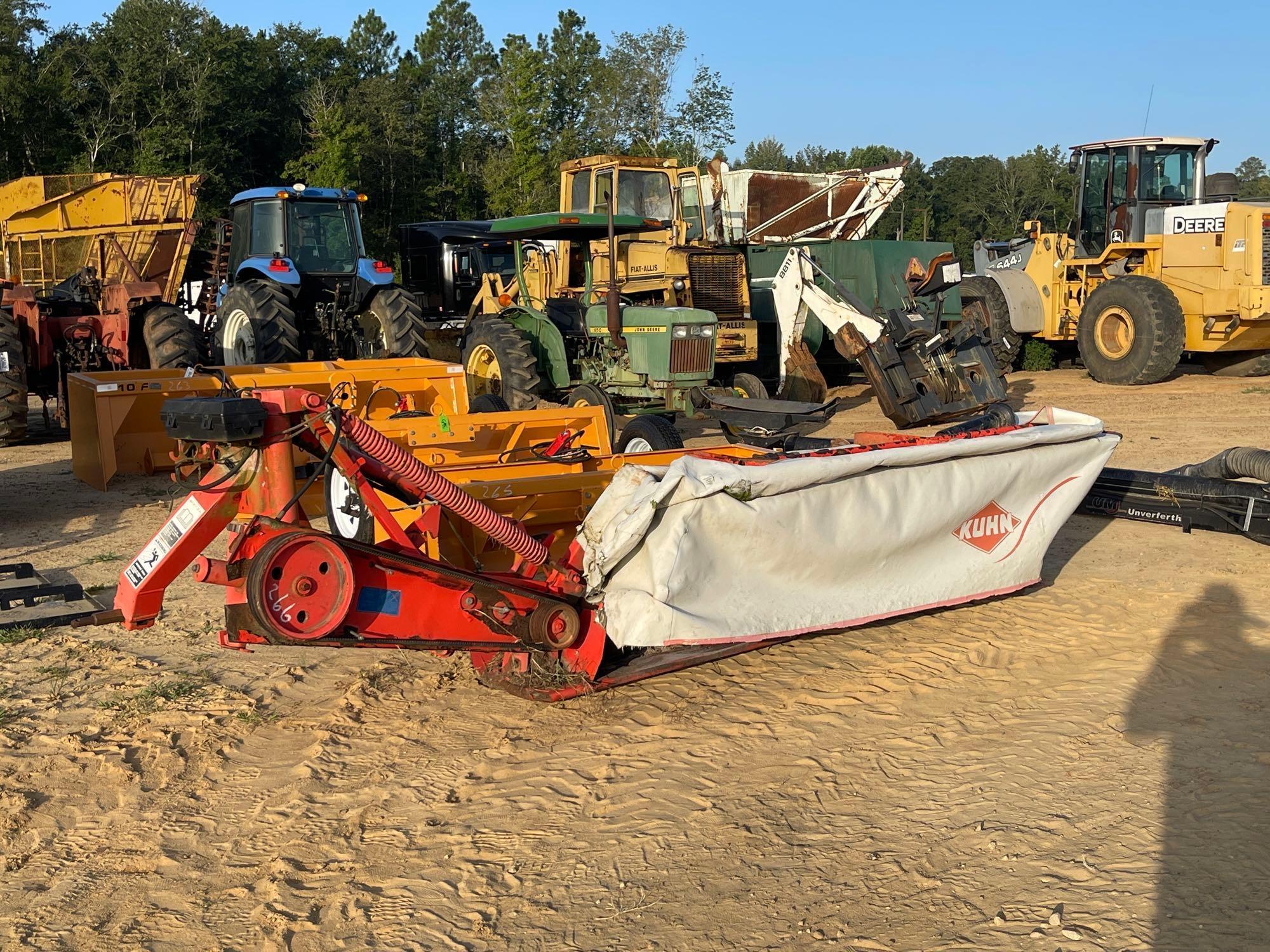 266 - KUHN GMD700G11 8' DISC MOWER