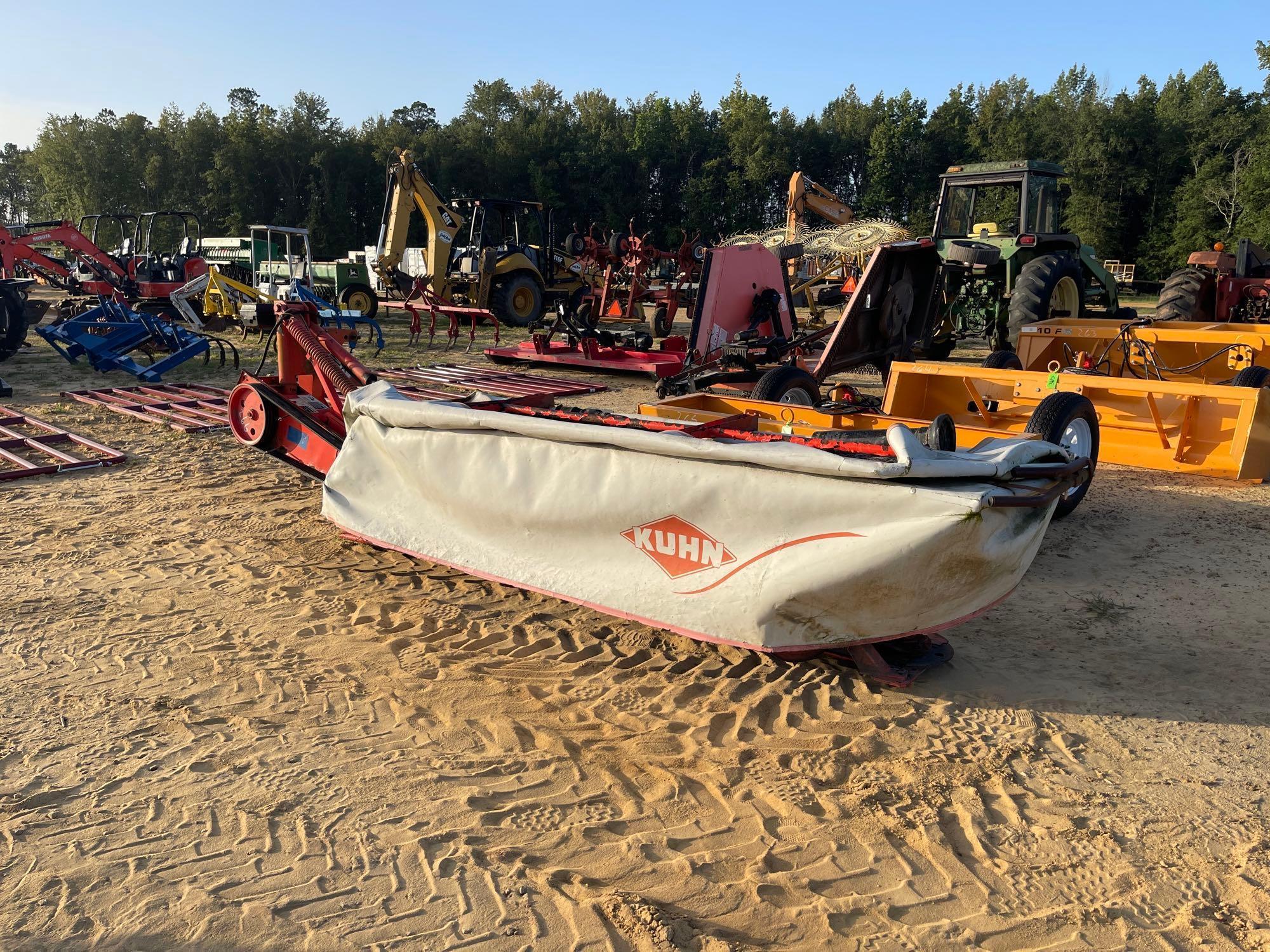 266 - KUHN GMD700G11 8' DISC MOWER