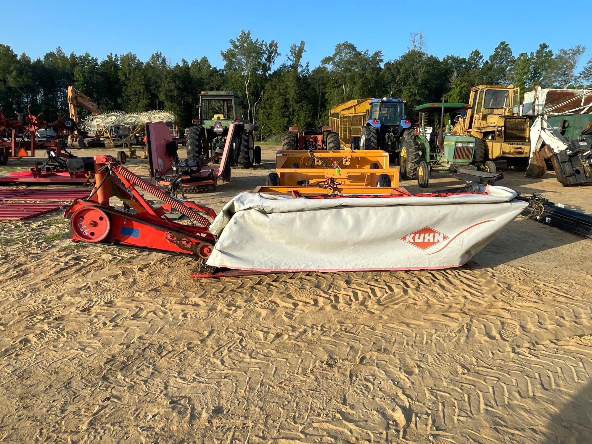 266 - KUHN GMD700G11 8' DISC MOWER