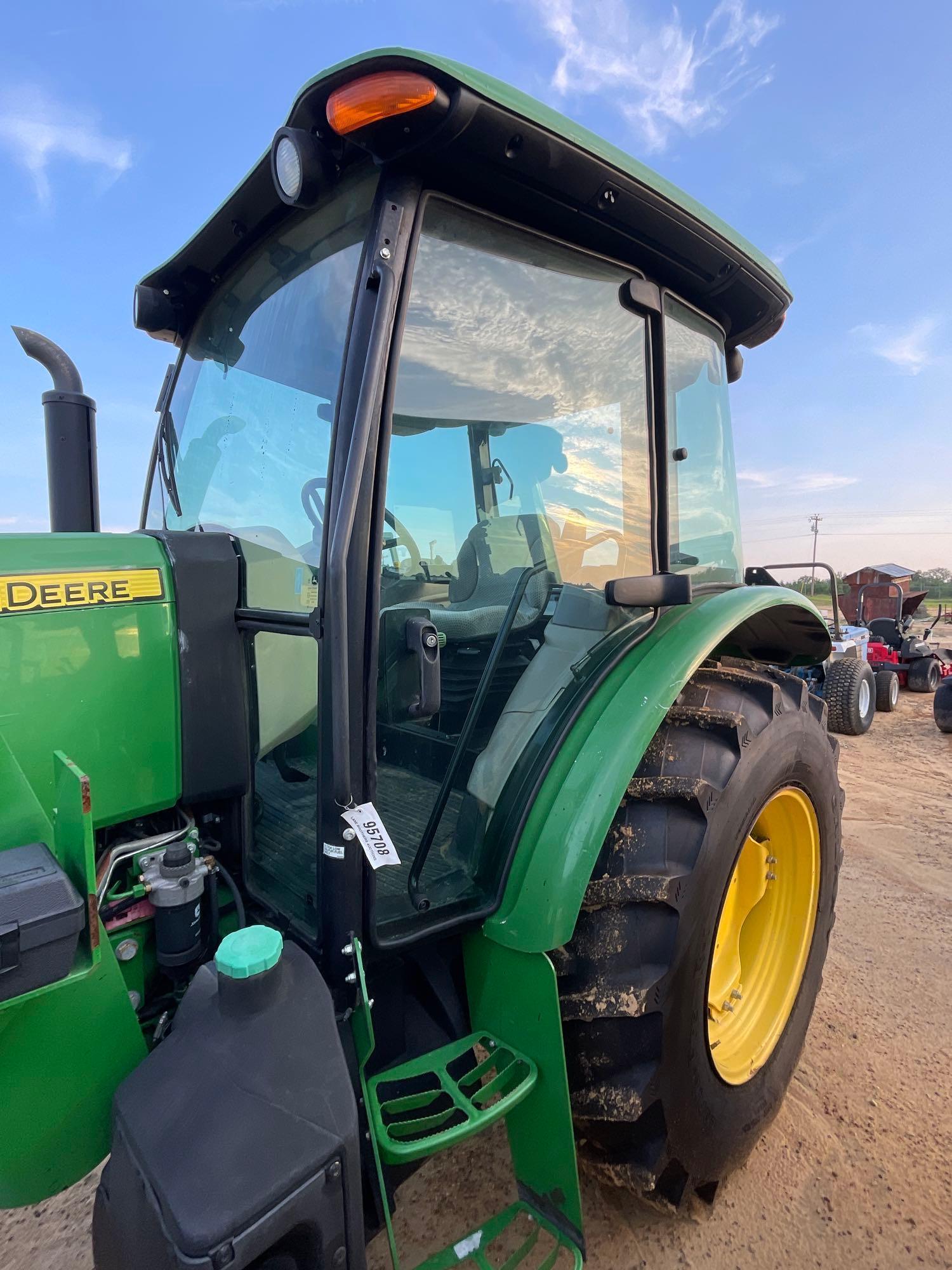 388 - JOHN DEERE 5090E 4WD CAB TRACTOR
