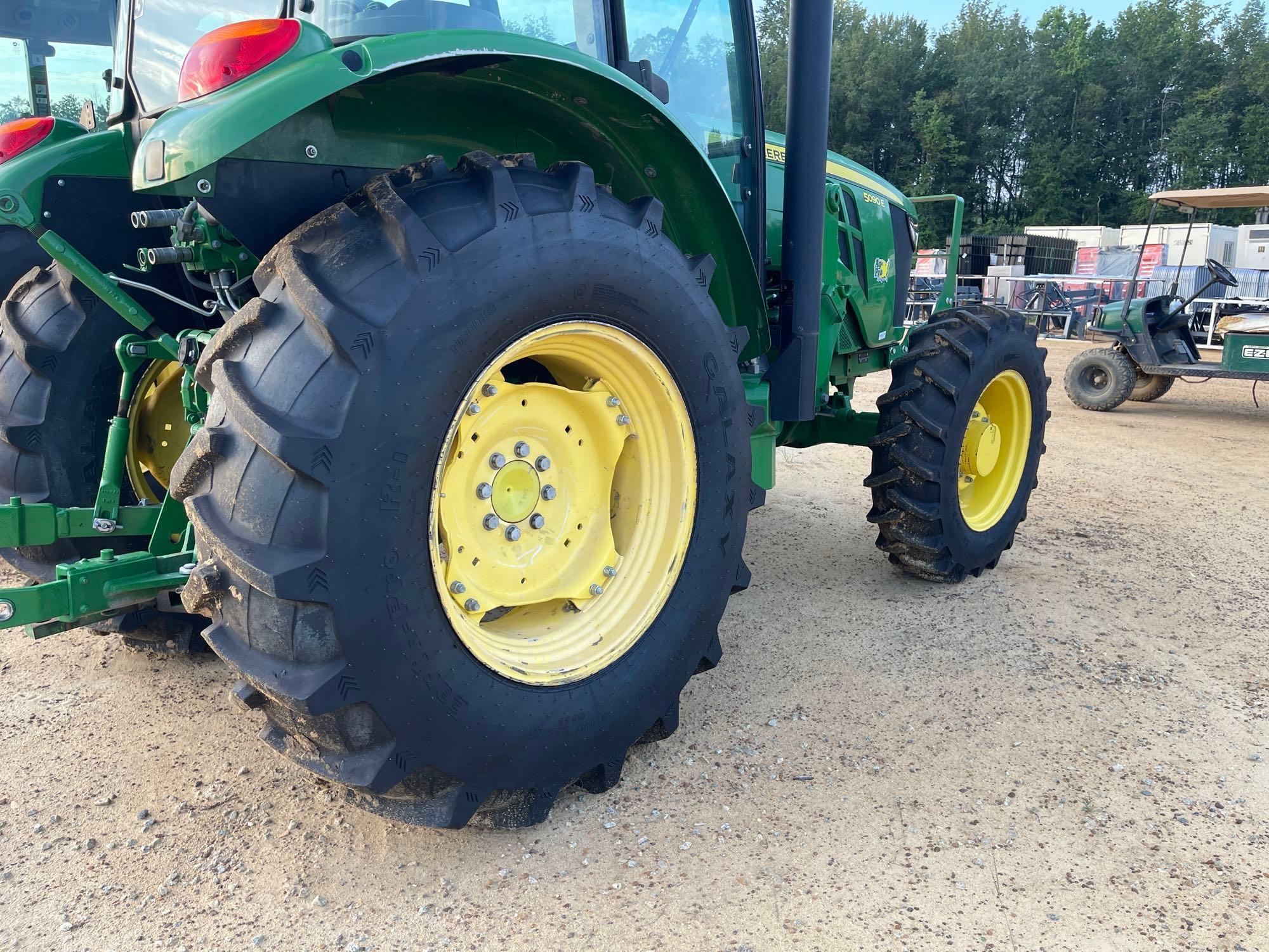 388 - JOHN DEERE 5090E 4WD CAB TRACTOR