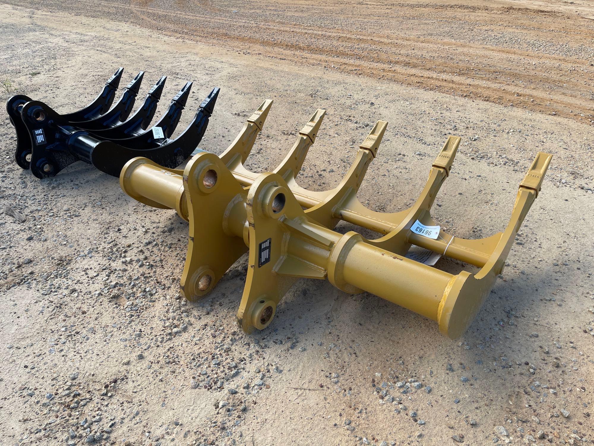 567 - ABSOLUTE - NEW 60" RAKE