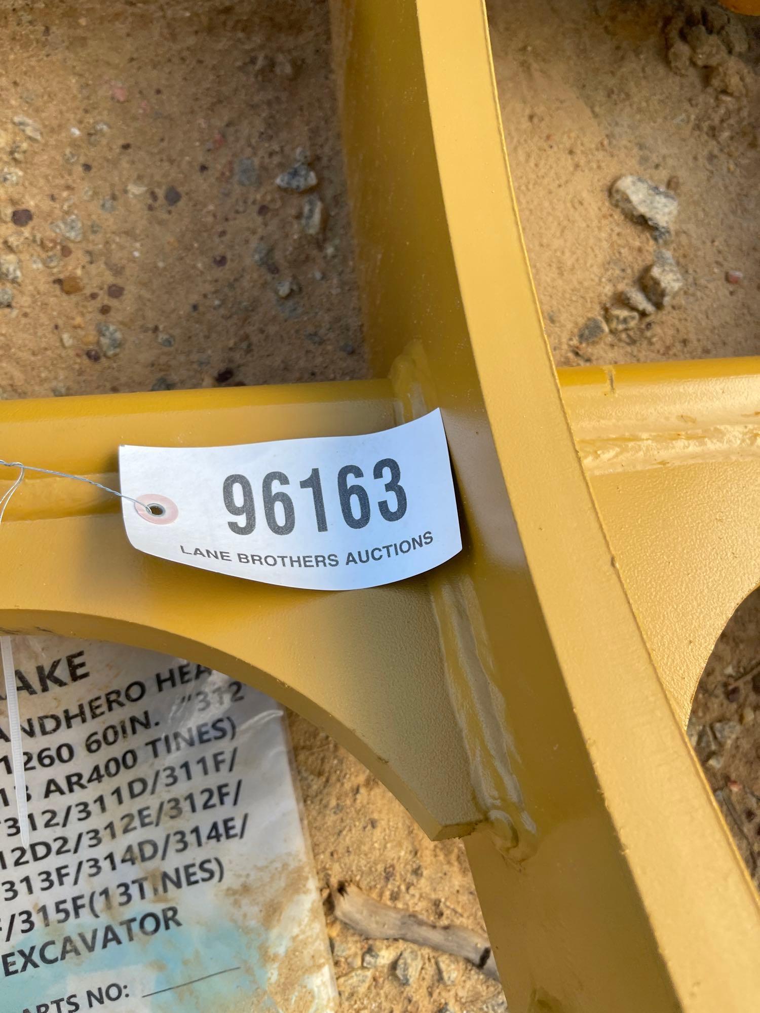 567 - ABSOLUTE - NEW 60" RAKE