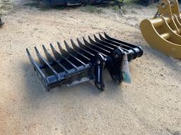 568 - ABSOLUTE - NEW 44" RAKE