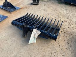 568 - ABSOLUTE - NEW 44" RAKE