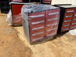 626 - ABSOLUTE - 10 - DRAWER TOOL BOX