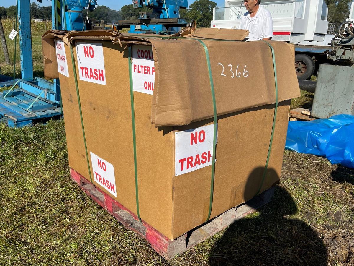 2366 - BOX OF PLASTIC TRAYS & BOLTS & NUTS