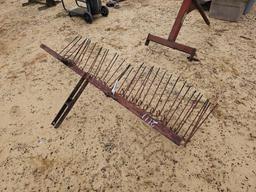 2111 - 6' STRAW RAKE 3 PT HITCH