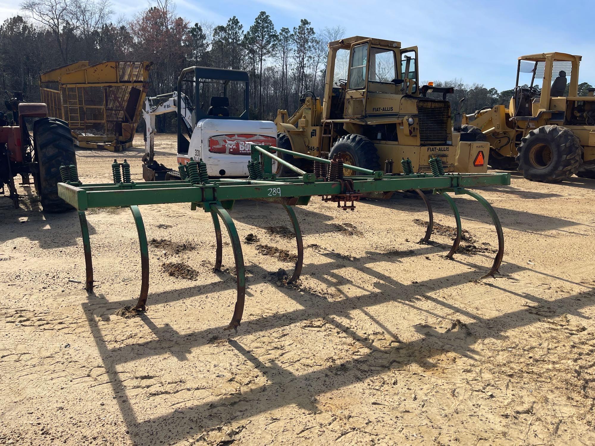 289 - CHISEL PLOW