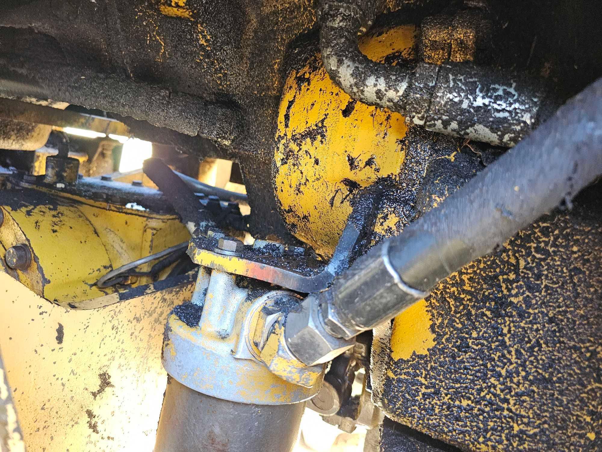 379 - ABSOLUTE - KOMATSA WA250-1 WHEEL LOADER
