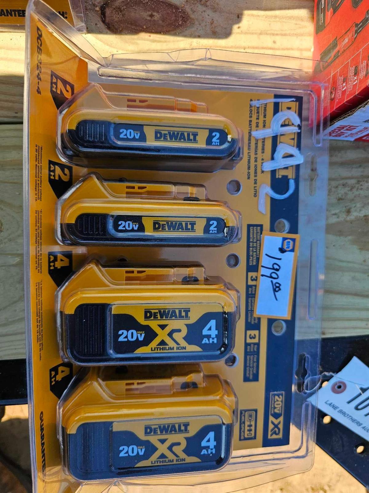 1992 - DEWALT 4 PC BATTERY PACK
