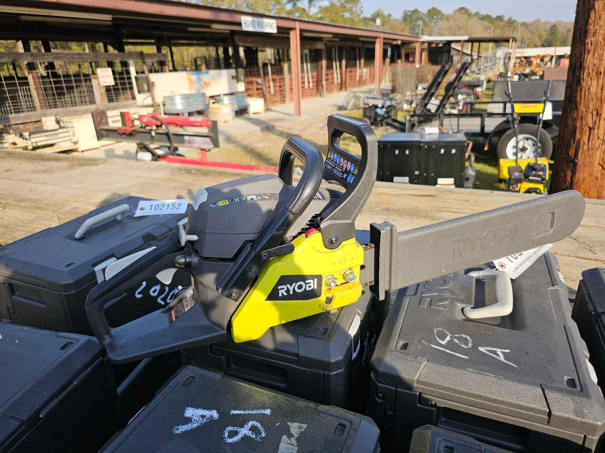 2018 - RYOBI 18" GAS CHAINSAW WITH CASE