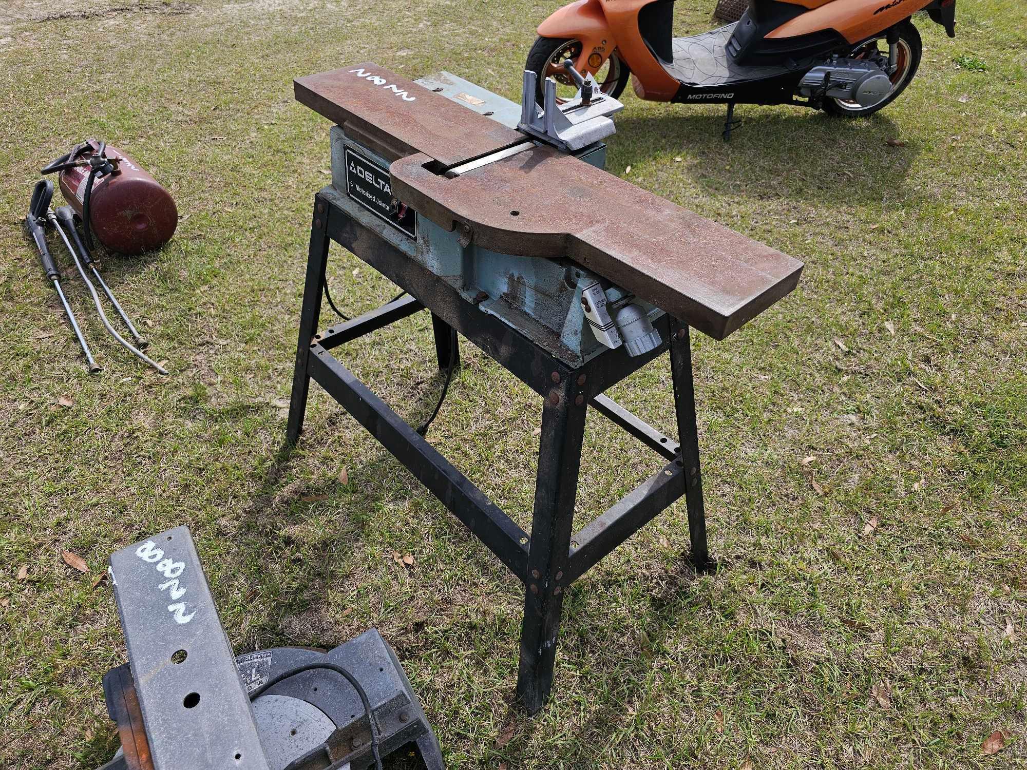 2282 - COMPOUND MITER SAW& DELTA PLANER SET K-9111