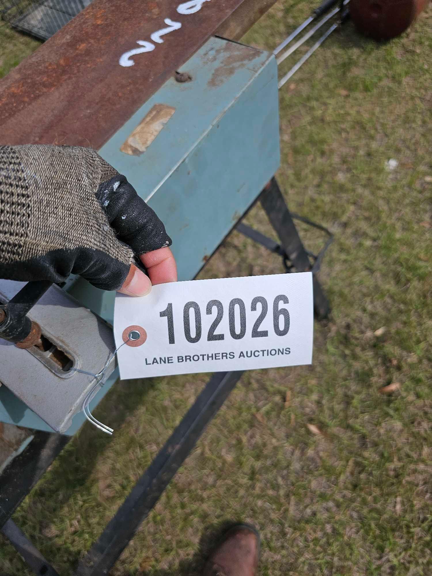 2282 - COMPOUND MITER SAW& DELTA PLANER SET K-9111