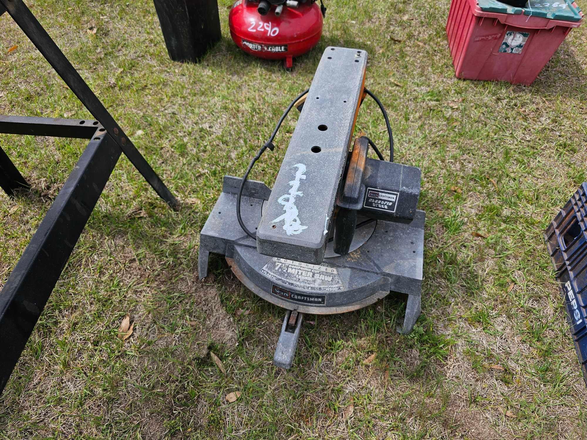 2282 - COMPOUND MITER SAW& DELTA PLANER SET K-9111
