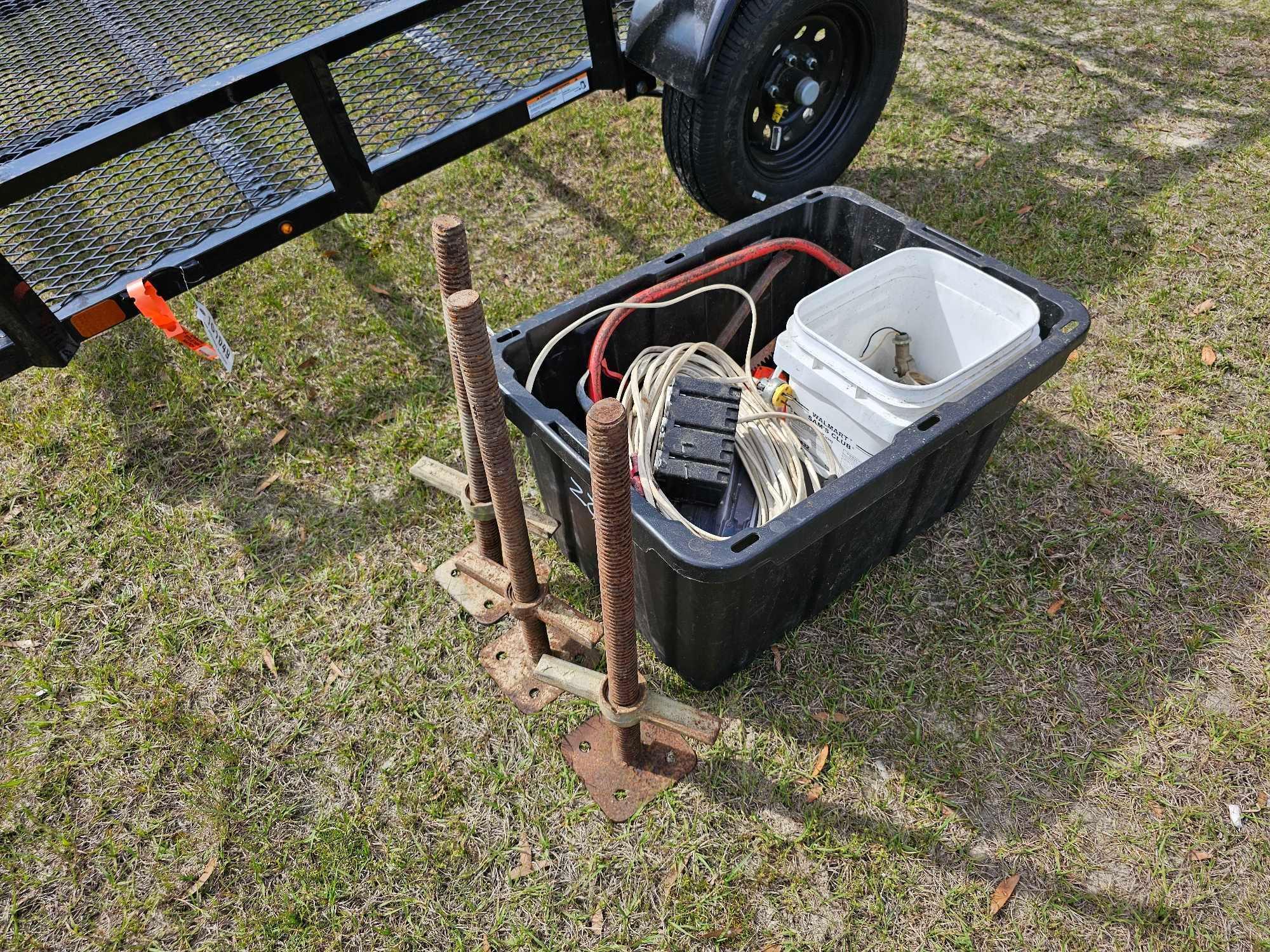 2291 - 1 - TOTE FULL OF MISC & 3 JACKS