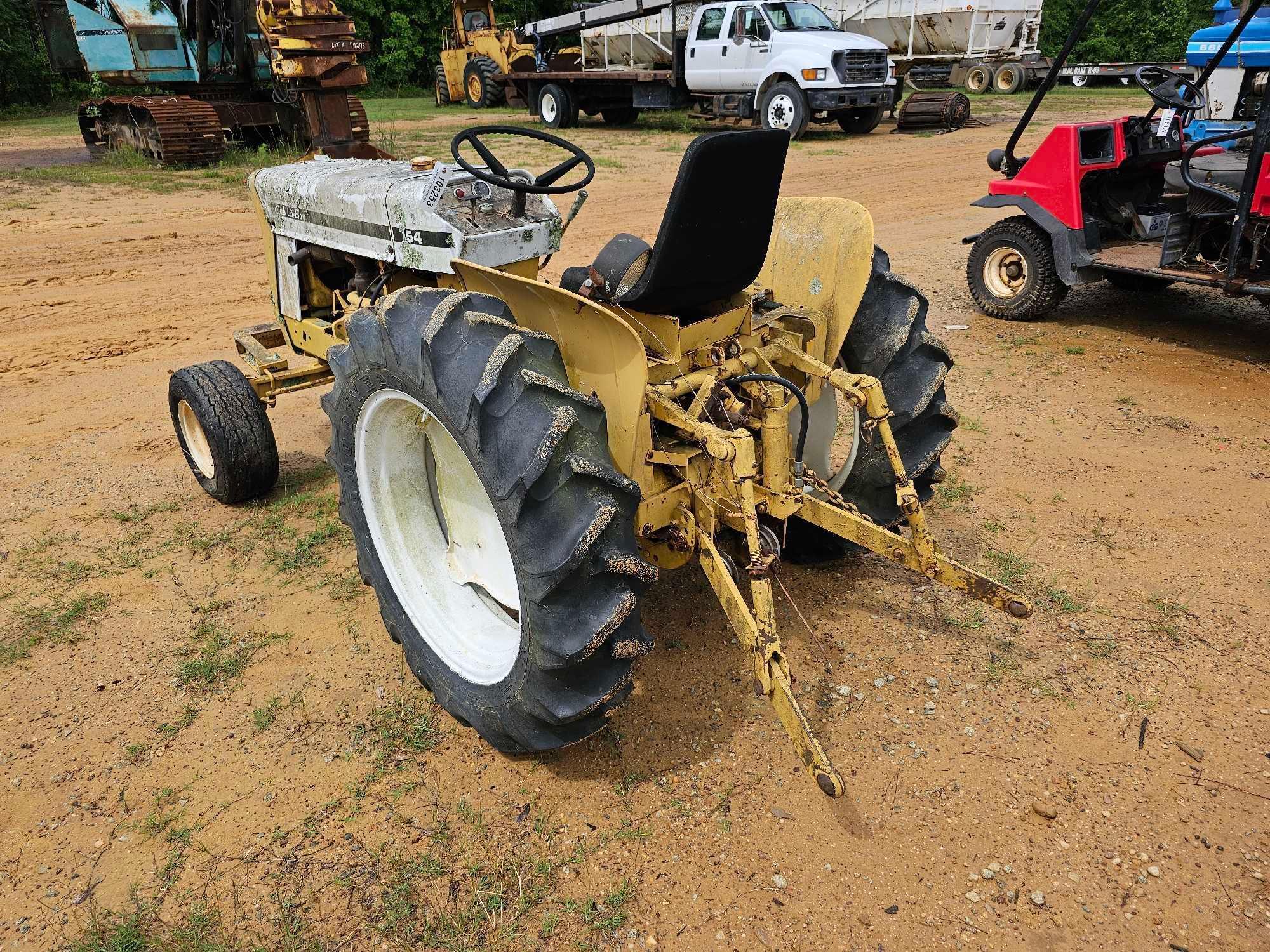 1031 - ABSOLUTE - CAB LO-BOY 154 TRACTOR