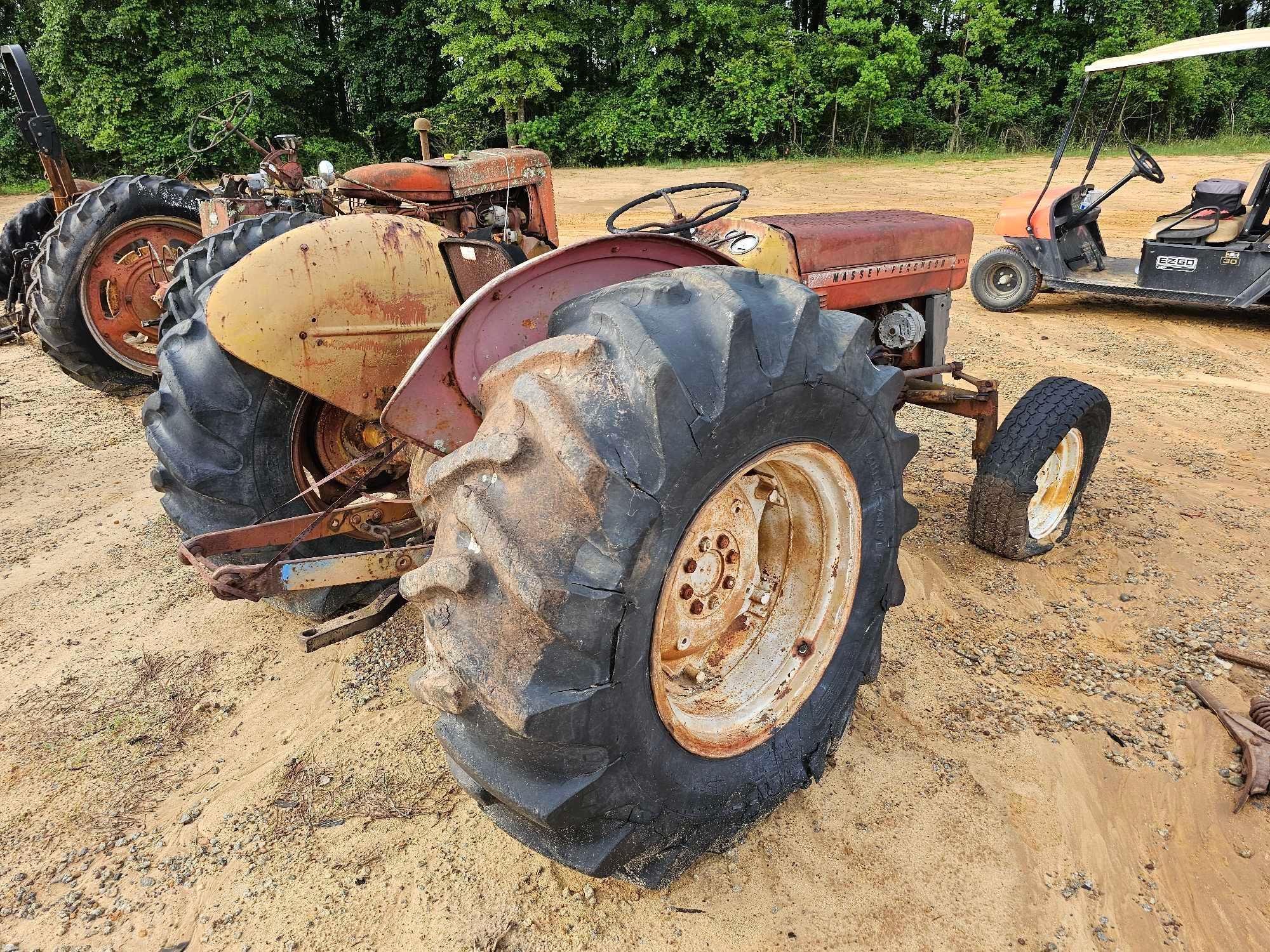 1052 - MASSEY FURGUSON 135 DIESEL TRACTOR