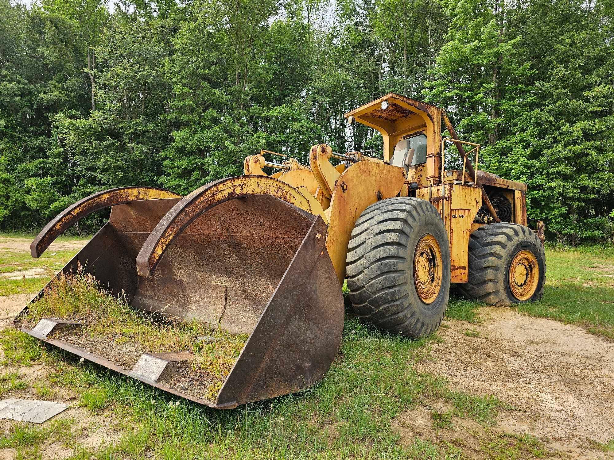 1109 - 1984 CLARK 275 B WHEEL LOADER