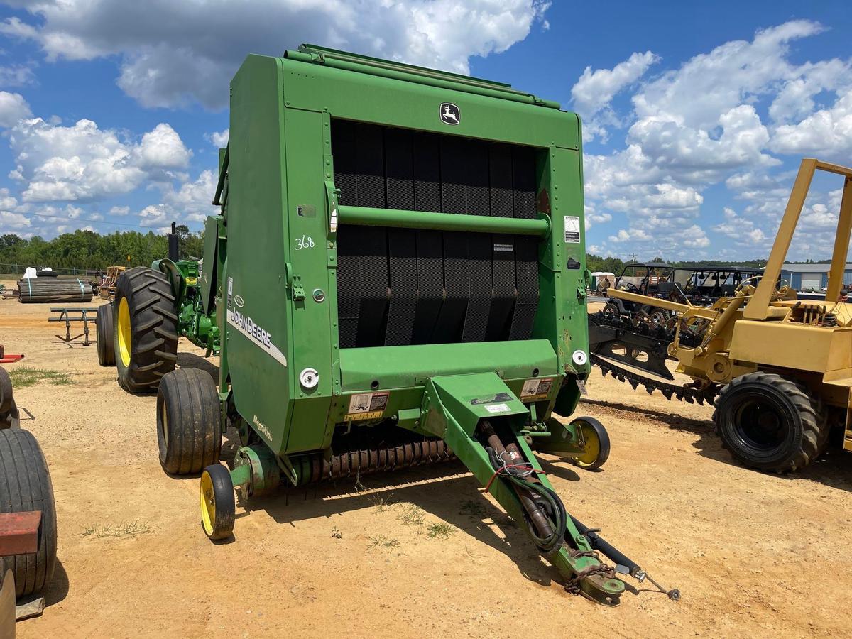 368 - JOHN DEERE 567 MEGA COVER EDGE HAY BALER