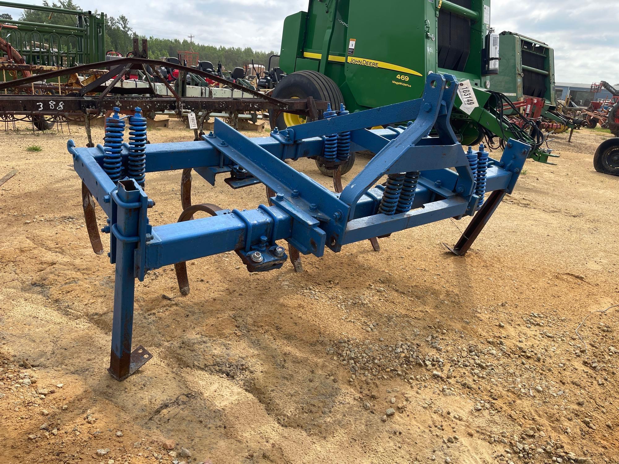 387 - CHISEL PLOW