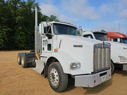 712 - 2012 KENWORTH T800 DAY CAB TRUCK