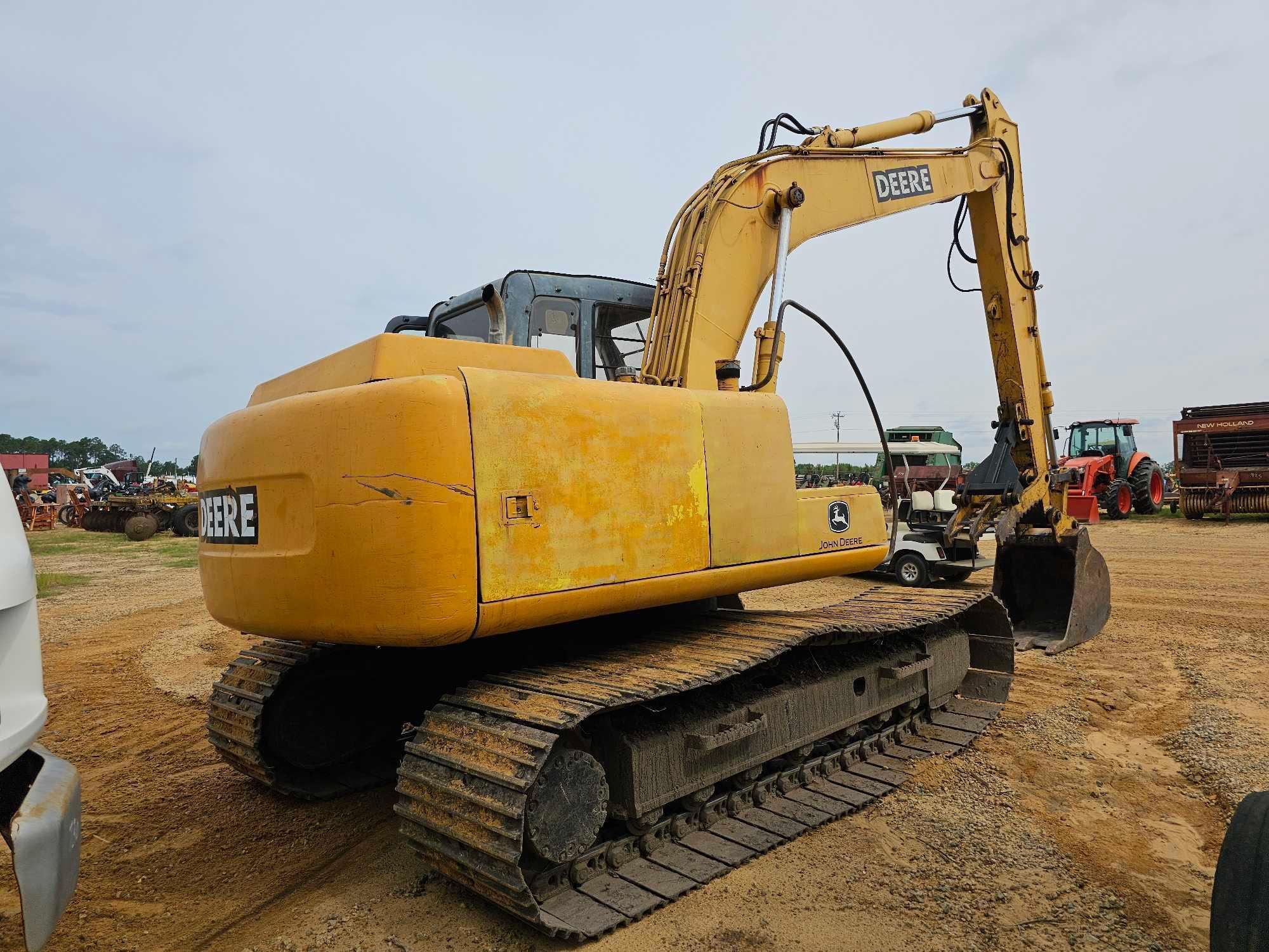 729 - JOHN DEERE 120 EXCAVATOR