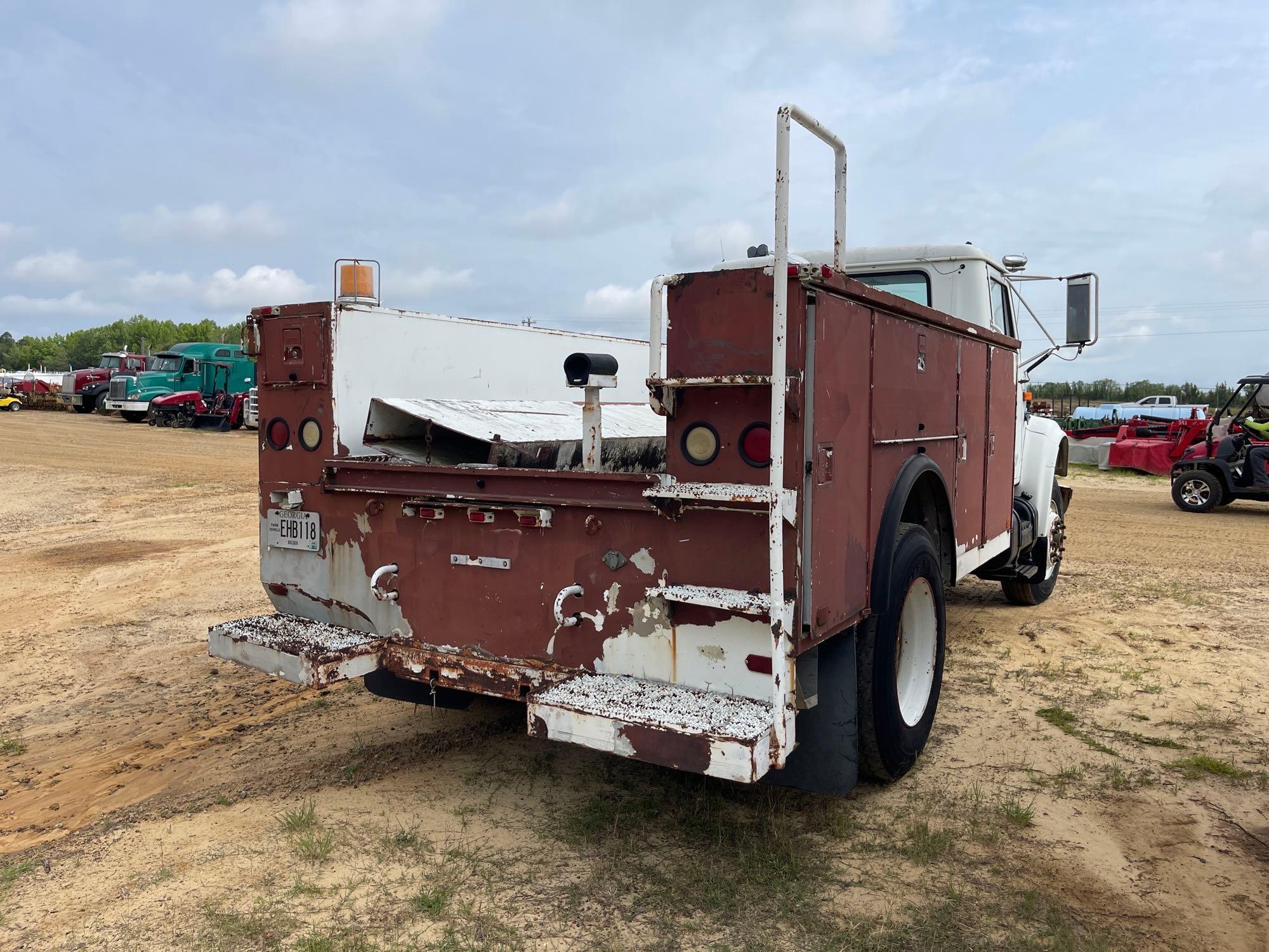 861 - 1992 INTERNATIONAL 4700 4X2 TRUCK