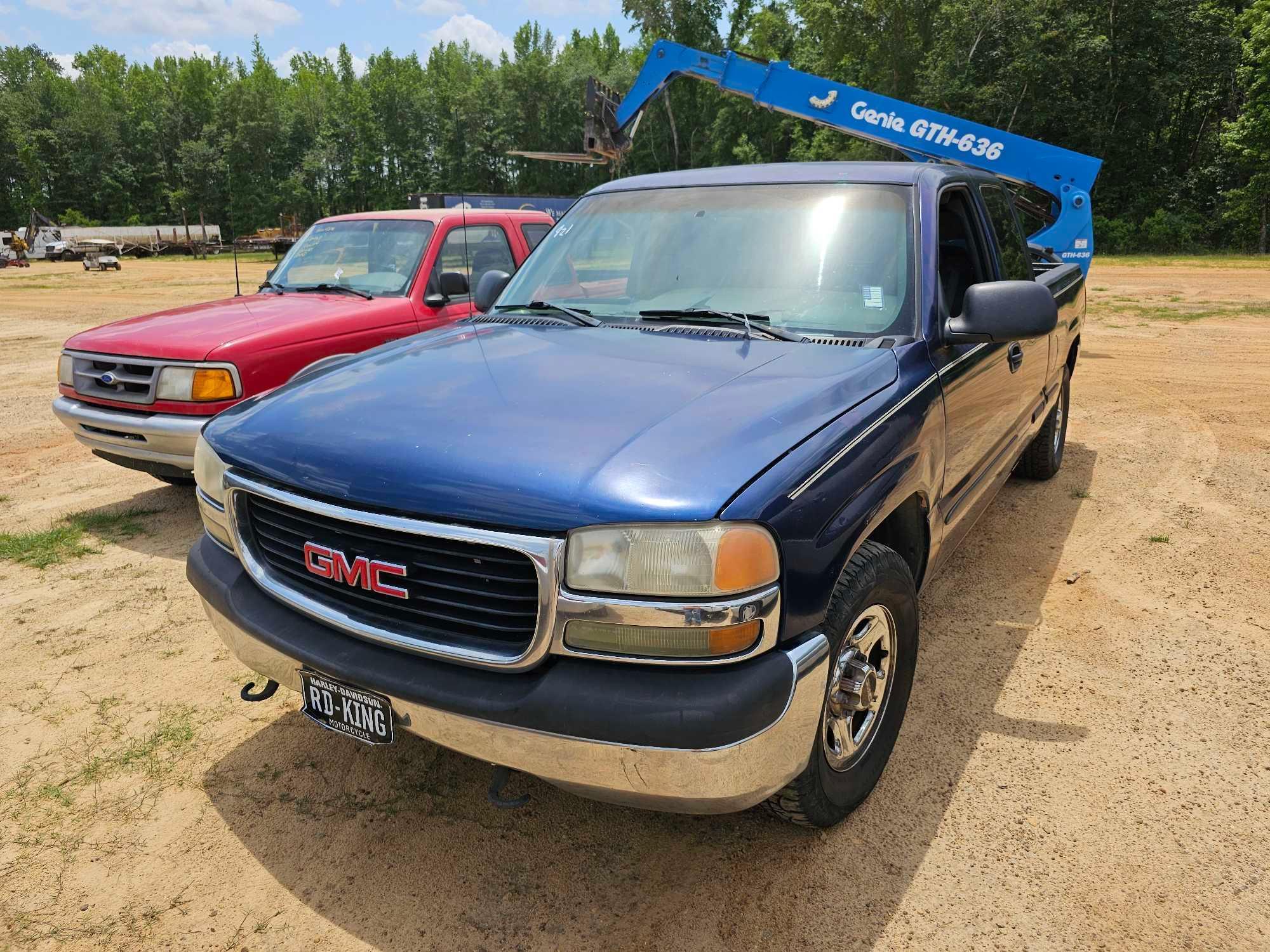 921 - 8/01 GMC TRUCK SL XCAB