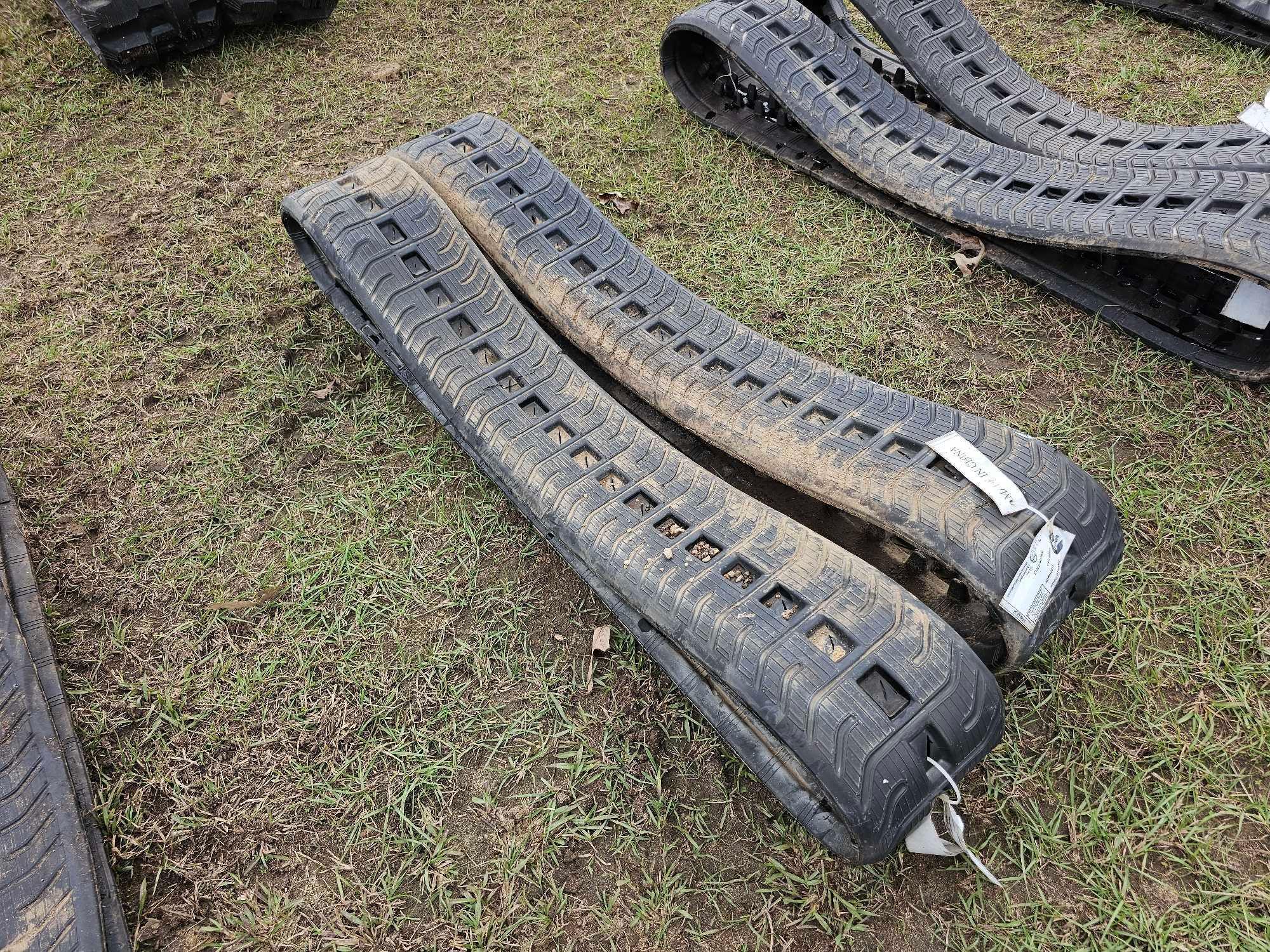 500 - PAIR OF RUBBER TRACK