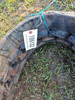 585 - 1 - RUBBER TRACK