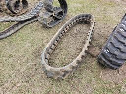 585 - 1 - RUBBER TRACK