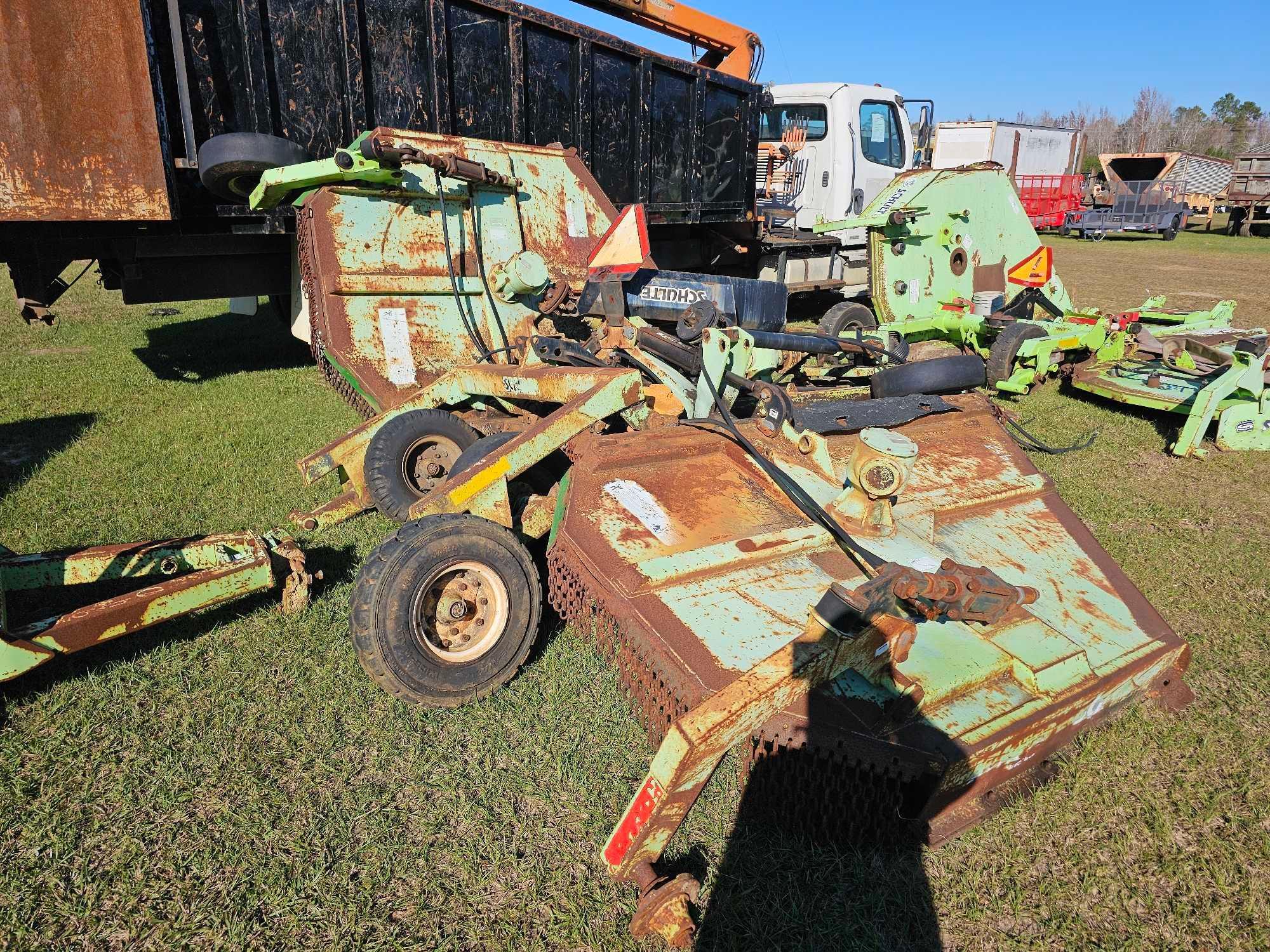 953 - ABSOLUTE - SCHULTE 15' BATWING ROTARY CUTTER