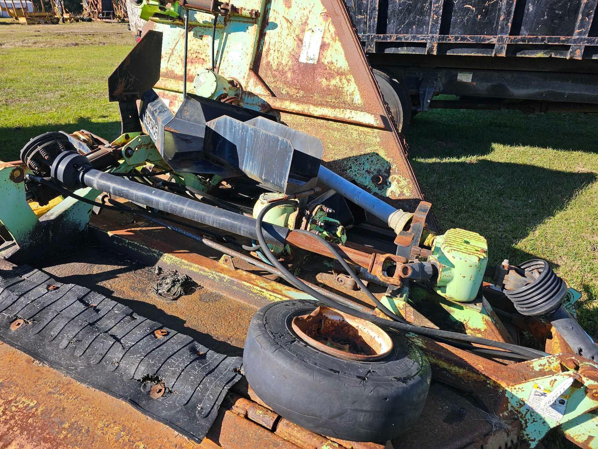953 - ABSOLUTE - SCHULTE 15' BATWING ROTARY CUTTER