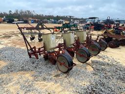1551 - ABSOLUTE - 4 - ROW ALLIS CHALMERS PLANTER