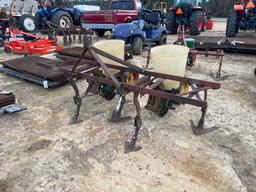 1620 - 2 - ROW 71 PLANTERS