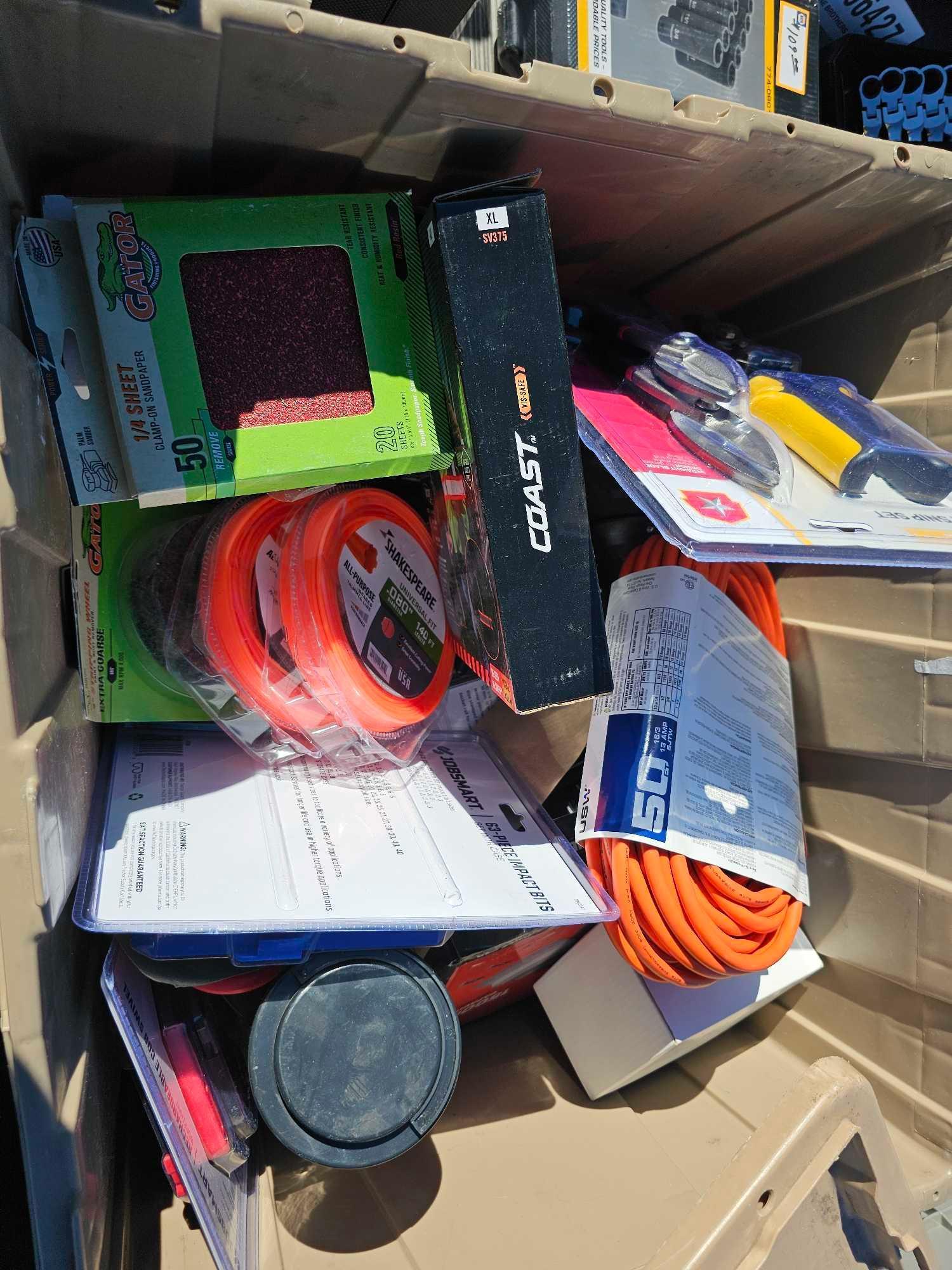 3036 - ABSOLUTE - TOTE OF MISCELLANEOUS TOOLS