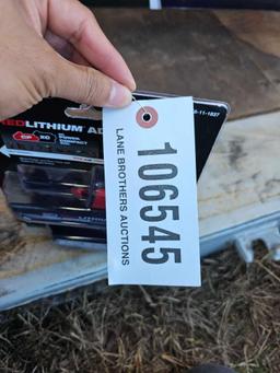 112 - ABSOLUTE - 2- MILWAUKEE M18 BATTERY